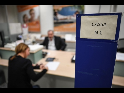 ++ Mef,più reddito disponibile ma sale gap tra ricchi e poveri +