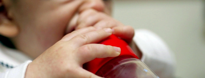 Banca del latte materno: 40enne dona 130 litri
