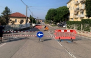 Cede la strada, disagi a Carnago
