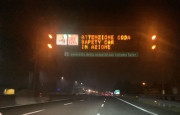 Autolaghi, notte di passione: code e chiusure