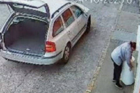 Scaricano il vecchio boiler in strada: denunciati