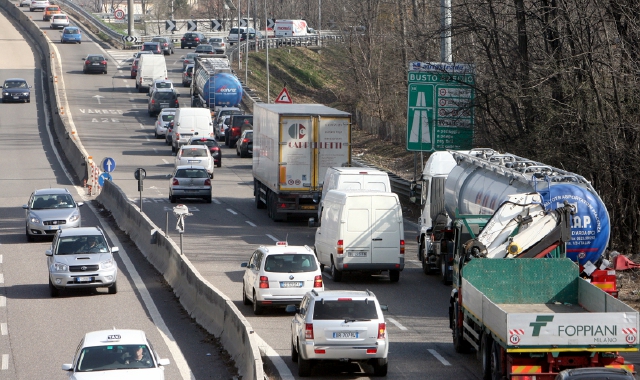 A8, troppo rumore e inquinamento: un tunnel la soluzione