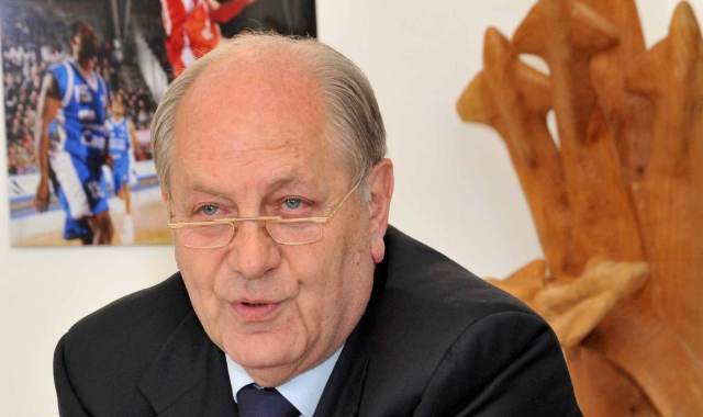 E’ morto il senatore Tomassini, giovedì i funerali