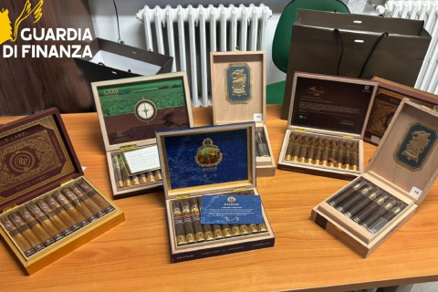 Troppi sigari. Scatta il sequestro