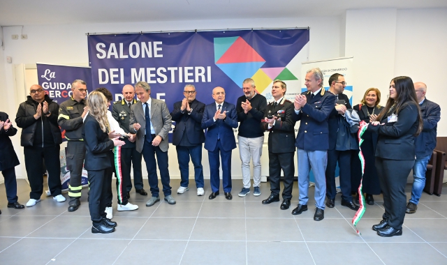 L’inaugurazione del “Salone dei Mestieri e delle Professioni”  (foto Angelo Puricelli)