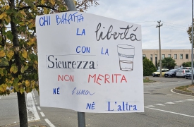 Tradate, studenti in sciopero al Marie Curie