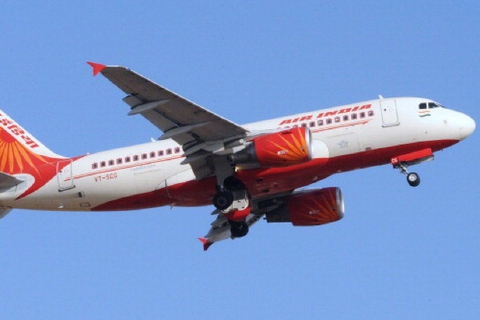 Air India cancella volo: centinaia di passeggeri bloccati a Malpensa