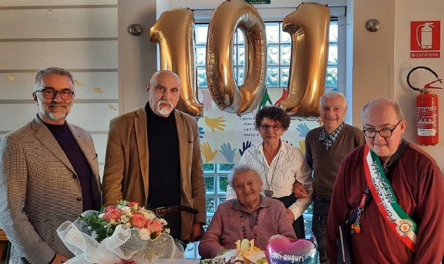 Le 101 candeline di Lina: festa a Invorio