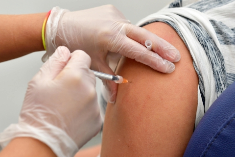 Varese: vaccinazioni a quota 42.000