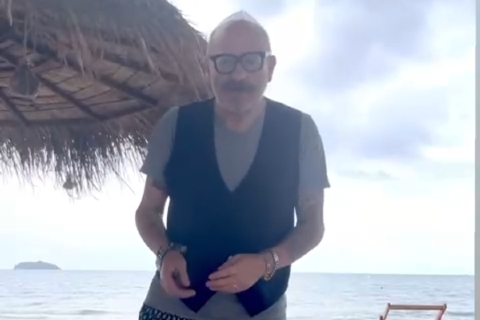 Skizzo a Bangkok: “Bitteranza” senza frontiere