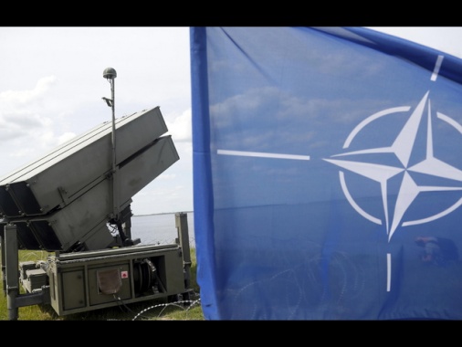 Nato, 'Putin sta perdendo soldi, truppe, idee'