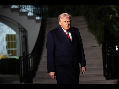Trump, 'Hamas restituisca i corpi degli ostaggi'