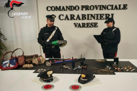 In fuga con l’auto rubata: arrestato. Sequestrate pistole