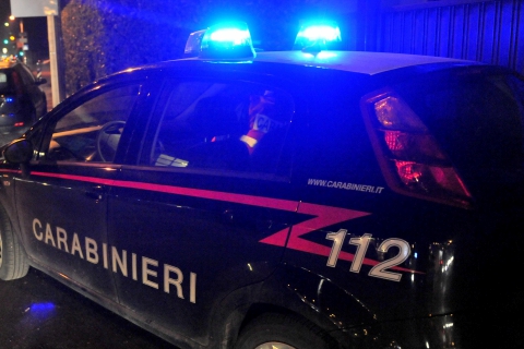 Accoltellato a Samarate, caccia all’aggressore