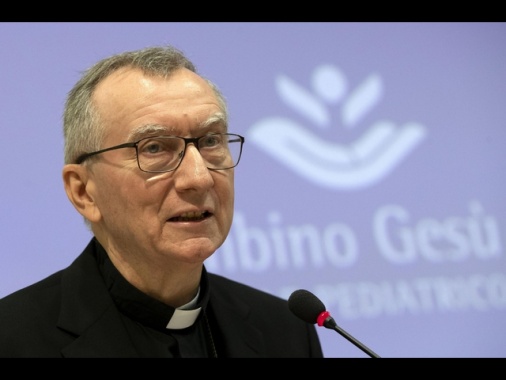 Parolin, sforzo pace Santa Sede soprattutto su lato umanitario