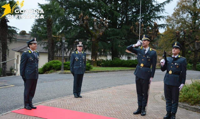 Guardia di Finanza, il comandante regionale in visita a Varese