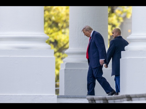 Trump, non sto valutando attacchi in Venezuela