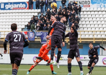 Trasferta a Sesto, tifosi biancoblù solo nel settore ospiti