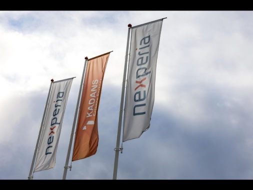 Cina apre a ripresa export di 'alcuni' chip Nexperia