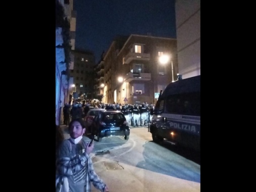 Tre fermi dopo gli scontri tra Polizia e antifascisti a Cagliari