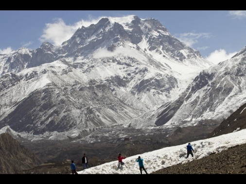 Altro incidente sulle montagne in Nepal, morto un italiano