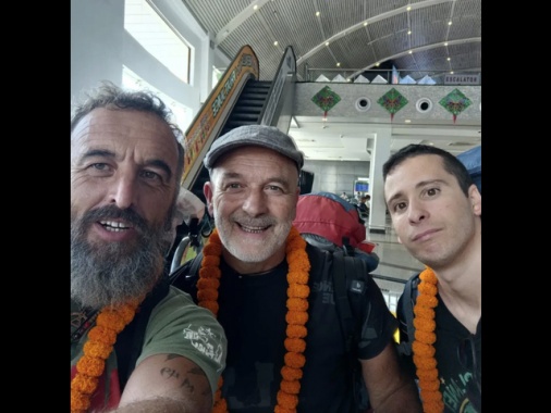 Cinque italiani tra le nove vittime in Nepal