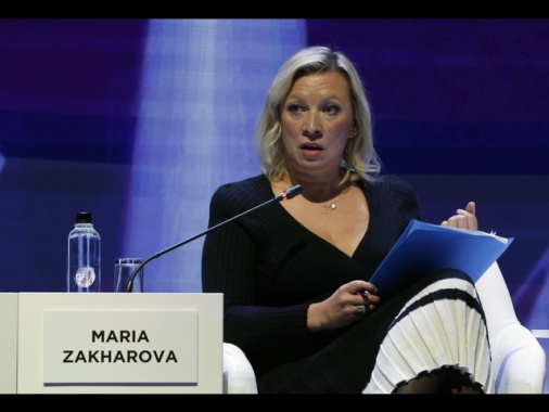 Mosca, 'stretta su visti? Ue cammina sul filo del suicidio'