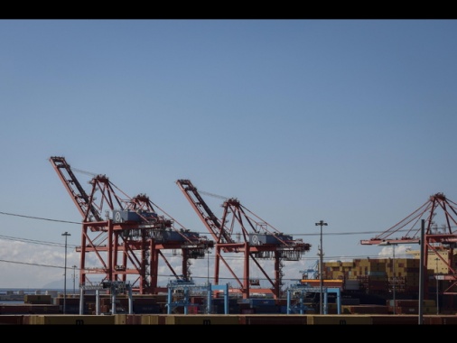 Cina sospende divieto export verso Usa di tre metalli rari