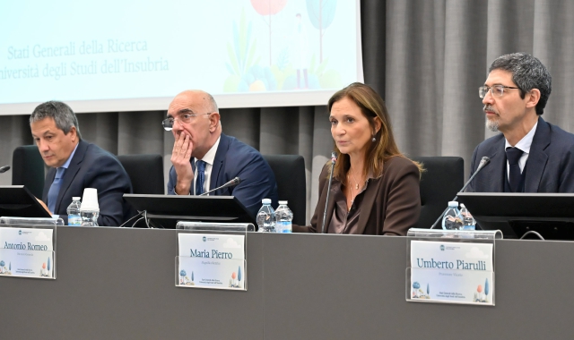 La giornata degli Stati generali della ricerca nell’aula di via Ravasi   (foto Angelo Puricelli) 
