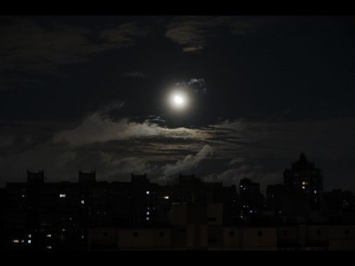 Mosca, 'in Ucraina colpiti industrie militari e energia'