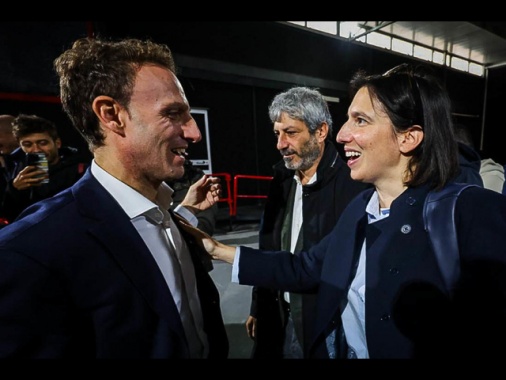 Pd Campania, condono proposta da voto di scambio