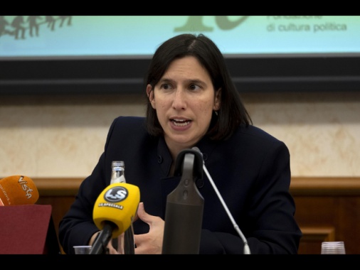 Schlein,condono colpo negli stinchi a chi rispetta le regole