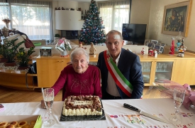 Spegne 108 candeline: Busto in festa con Bruna