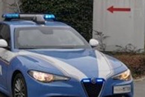 Varese, cade e finisce in cella