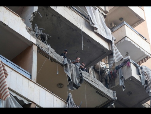 Media, 'alto ufficiale di Hezbollah ucciso nel raid a Beirut'