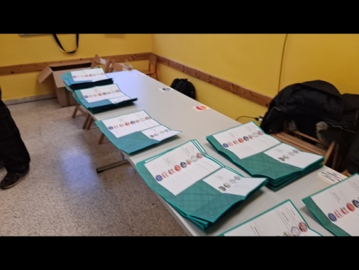 Affluenza in forte in tutte e tre le regioni al voto