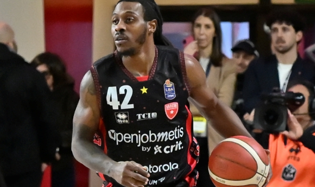 Stefan Moody durante la sua ultima partita con la maglia di Varese (foto Angelo Puricelli)