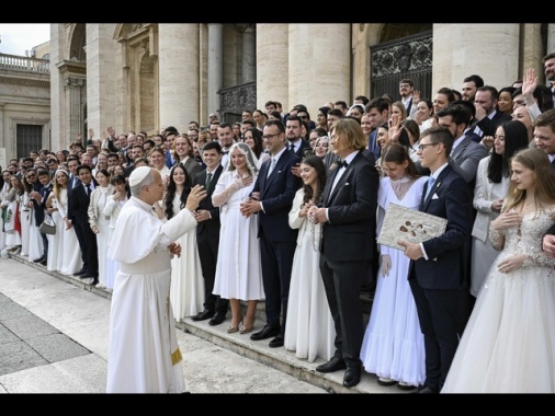 Vaticano, nel matrimonio un solo uomo e una sola donna
