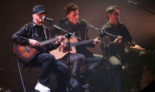 Raf sul palco di Legnano (foto Sergio Banfi)