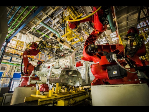 Confindustria, produzione migliora ma lontana dal pre-Covid