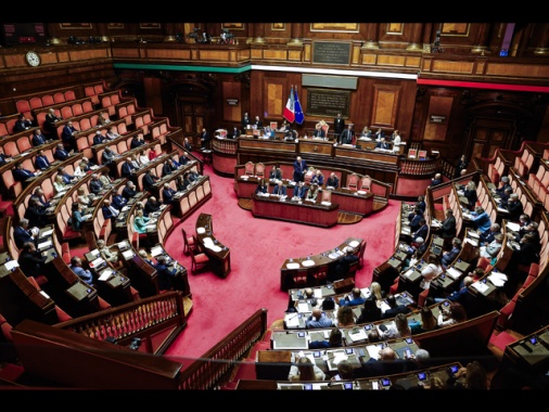 Il Senato approva il decreto flussi, è legge