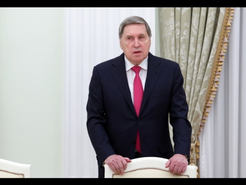 Ushakov,007 russi e ucraini si sono incontrati a Abu Dhabi