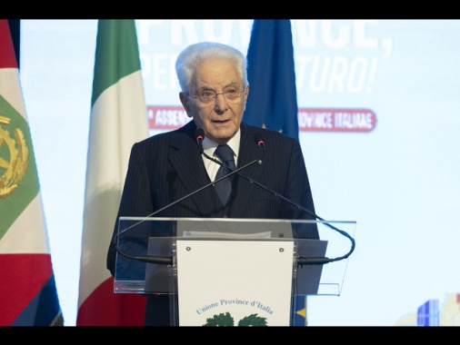 Mattarella, è tempo di iniziative di pace nel Mediterraneo