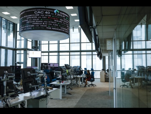 Borsa: Europa cauta nel finale, New York chiusa, Milano +0,2%