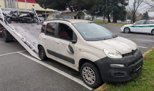 Lotta al degrado, via le carcasse dei veicoli