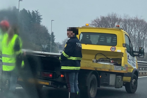 Incidente a Gazzada, code in A8 verso Varese