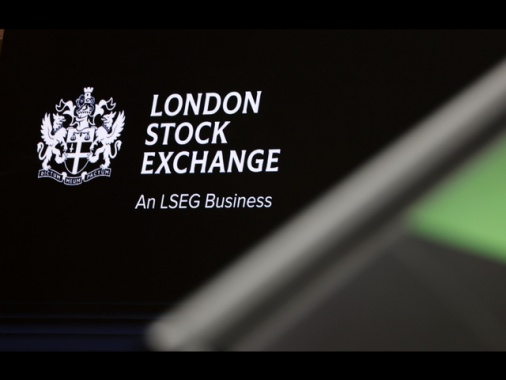 Borsa: Europa debole in chiusura, Parigi -0,32%, Londra -0,18%