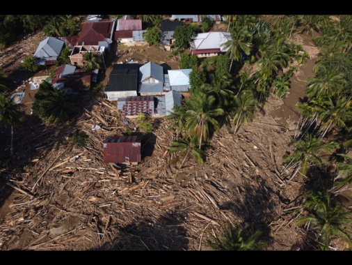 Le alluvioni devastano il sud dell'Asia, oltre 1.100 morti