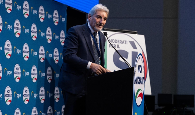 Raffaele Cattaneo, sottosegretario regionale alla Presidenza, all’assemblea di Noi Moderati a Roma. A Prealpina ha dichiarato: «A noi va bene un sistema proporzionale con premio di maggioranza, ma con ritorno alle preferenze e soprattutto zero sbarramenti