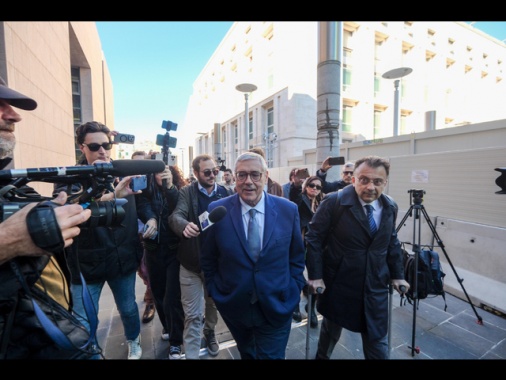 Corruzione: gip dispone domiciliari per Cuffaro